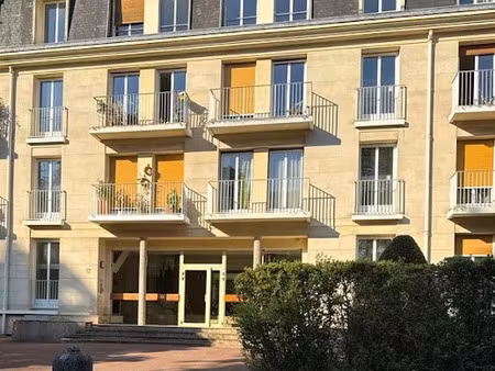 location meublée appartement 1 pièce 17 m² à compiegne (60200)  600 €