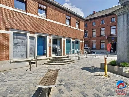 commerce - rez-de-chausée