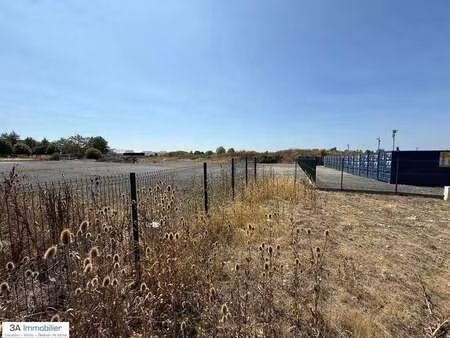 vente terrain à déols (36130) : à vendre / déols