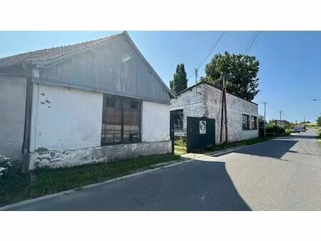 local professionnel - 150m ²