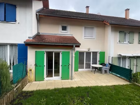 location meublée maison 4 pièces 83 m² à collonges (01550)  1 850 €