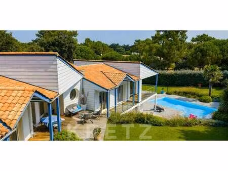 maison avec piscine en bord de mer saint-georges-d’oléron (17)