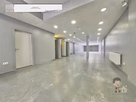 espace commercial de 210 m² au cœur de châtelineau