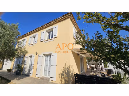 villa familiale 196 m2 t6 + t2 à marignane quartier résident