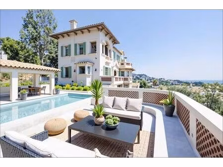 villa de luxe de 16 pièces en vente les issambres  provence-alpes-côte d'azur