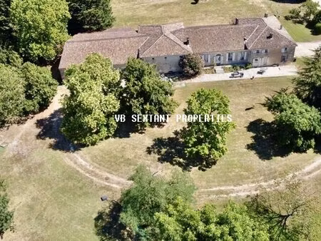 maison et dépendances