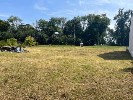 achat terrain 800m²