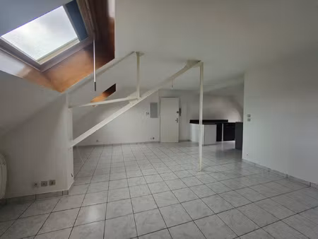 location appartement 6 pièces 93m² baume les dames 25110
