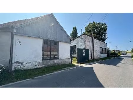 achat local commercial 150m² rue 80120