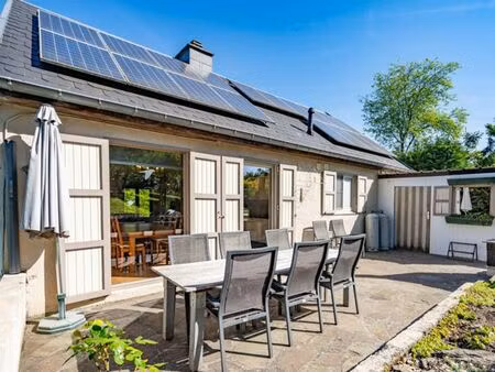 option - charmante maison avec possibilité de location