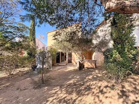 beau t3 avec jardin et piscine accès direct plage commerces