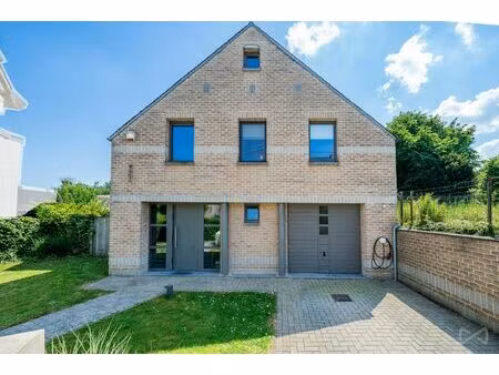 maison à vendre à rue chapelle notre dame 1b céroux-mousty (vbd16452)