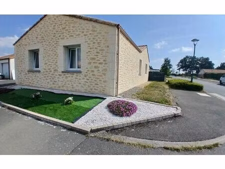 maison les landes-genusson m² t-5 à vendre  232 000 €