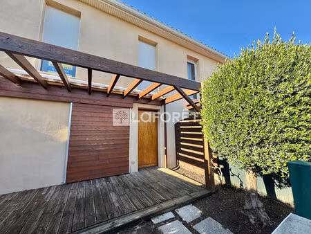 appartement duplex elne 3 pièce(s) 60 m2 avec extérieur