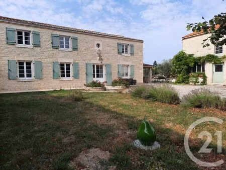maison à vendre - 7 pièces - 193 20 m2 - paizay le chapt - 79 - poitou-charentes