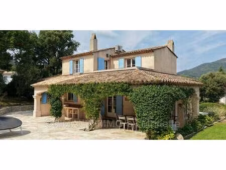 maison avec piscine et terrasse plan-de-la-tour (83)