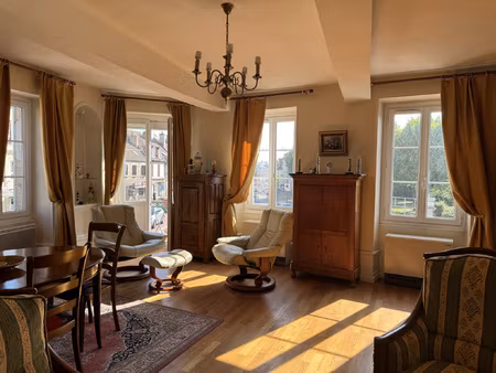 magnifique appartement de 243 m2 a corbigny
