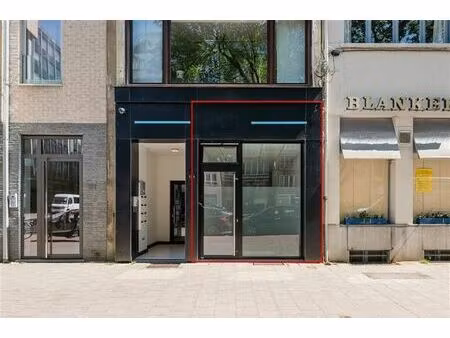 commerce - rez-de-chausée