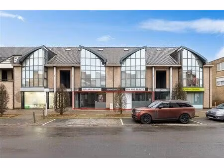 commerce - rez-de-chausée