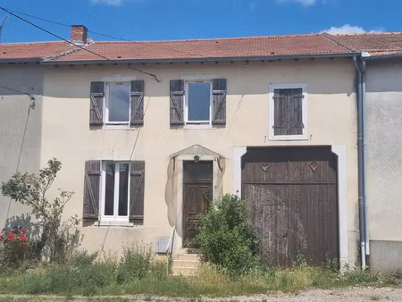 maison mitoyenne 97 m2 avec grange  cour et jardin terrain