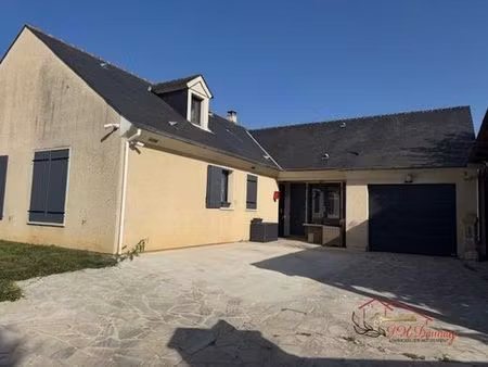 maison de 8 pièces de luxe en vente à marolles-en-brie  île-de-france