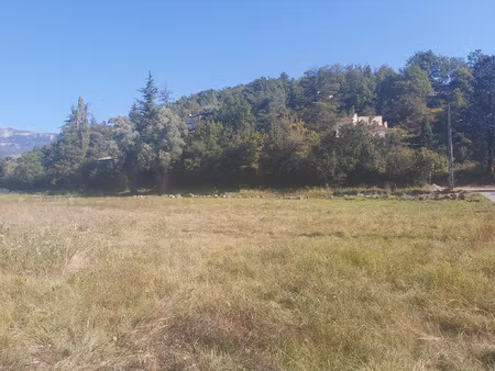 achat terrain 1 425m² castellane 04120