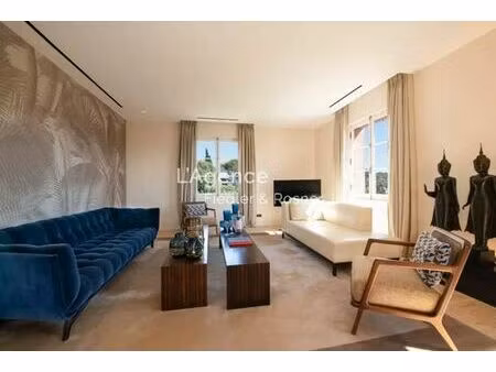 prestigieux appartement en location saint-tropez  france