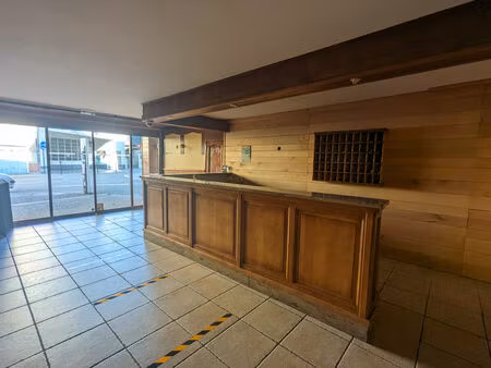 vente local commercial 115m2 saint-geniez-d'olt et d'aubrac 12130 - 54000 € - surface priv