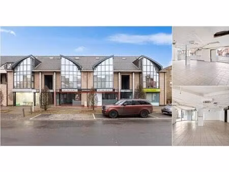 surface commerciale à vendre à driekoningenstraat 18-20 sint-niklaas (rbu16530)