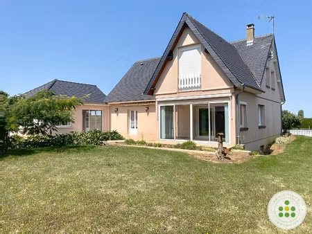 maison 9 pièces - 209 m²