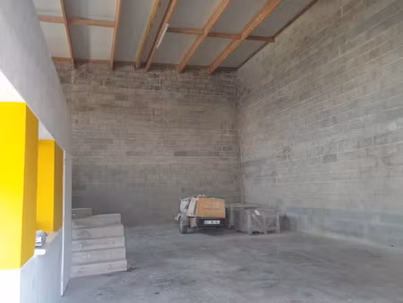 location locaux professionnels 124 m² à dompierre-sur-mer (17139)  1 680 €