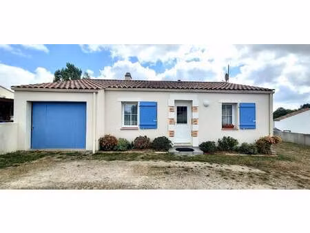vente maison à apremont (85220) : à vendre / 72m² apremont