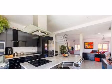 maison avec piscine et terrasse garancieres (78)