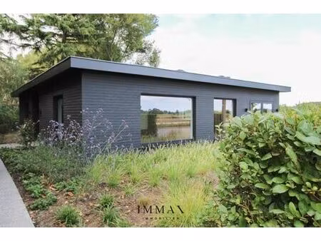 bungalow entièrement rénové et exceptionnel avec jardin et v