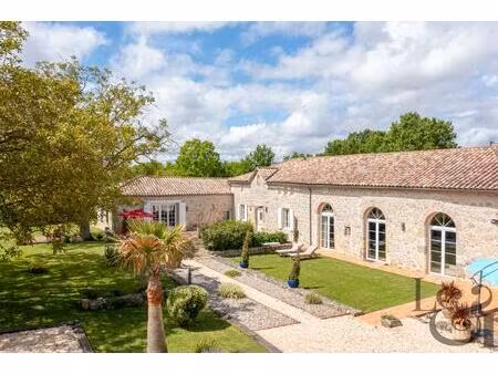 propriété de prestige de 475 m² habitables