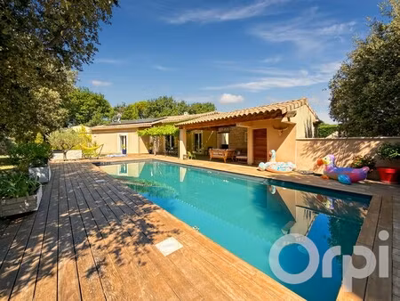 villa de luxe à vendre à rochegude