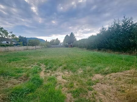 exclusivite terrain retournac proche centre 1030 m2 clos