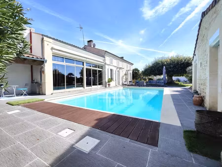 maison 7 pièces 226 m² à vendre / acheter migron 17770 ? | era immobilier