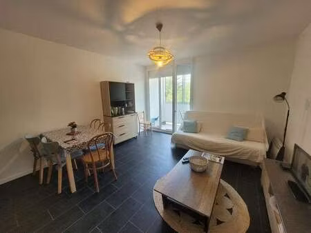 location appartement 2 pièces meublé à saint-hilaire-de-riez (85270) : à louer 2 pièces me