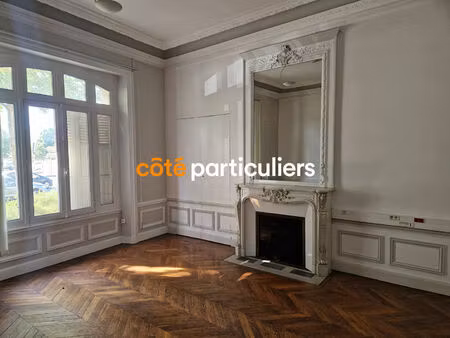 montargis  bureaux entre centre ville et gare