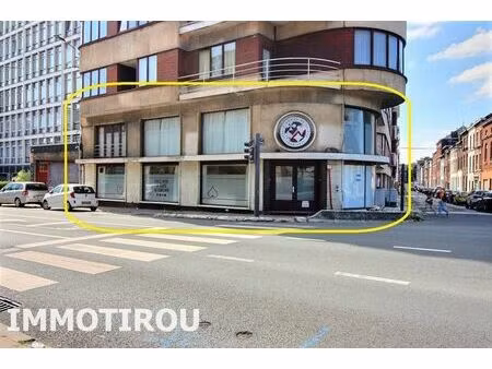 bel espace commercial ou bureaux