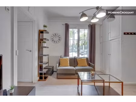 location meublée appartement 1 pièce 27 m² à vanves (92170)  1 800 €