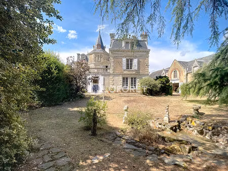 maison irais 10 pièces - 302m2