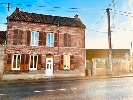 exclusivité daours maison de ville aux beaux volumes avec te