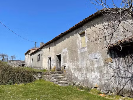 vente maison 5 pièces 180 m² à chadurie (16250)  71 000 €