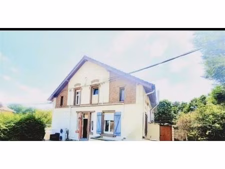 maison familiale à petite-roselle