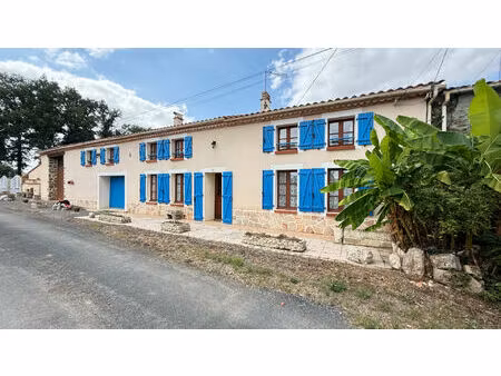 vente maison 8 pièces  174.76m²  bournezeau