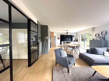 achat maison 7 pièces 180m²