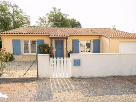 vente maison 4 pièces 88 m² à meschers-sur-gironde (17132)  244 950 €