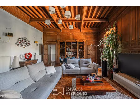 appartement de charme dans un château datant du haut-moyen-age